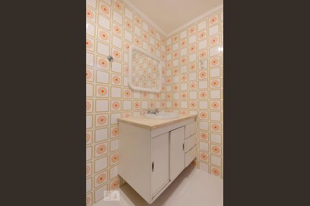 Banheiro de apartamento para alugar com 3 quartos, 76m² em Perdizes, São Paulo