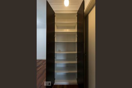 Corredor (Armários) de apartamento para alugar com 1 quarto, 42m² em Ipiranga, São Paulo