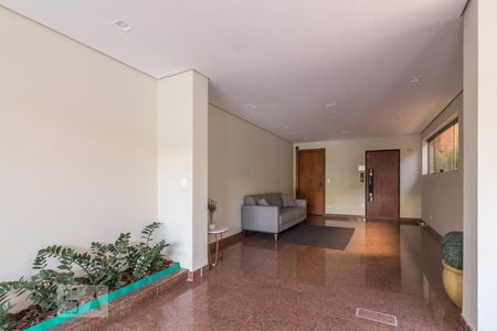 Apartamento para alugar com 360m², 4 quartos e 4 vagas Apartamento para alugar com 360m², 4 quartos e 4 vagasHall de entrada