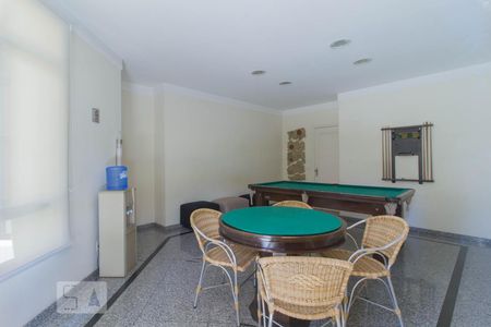 Apartamento à venda com 120m², 3 quartos e 4 vagas Apartamento à venda com 120m², 3 quartos e 4 vagasSalão de Jogos