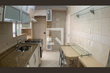 Apartamento para alugar com 88m², 2 quartos e 2 vagasCozinha
