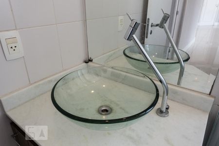 Banheiro de apartamento à venda com 2 quartos, 90m² em Pinheiros, São Paulo