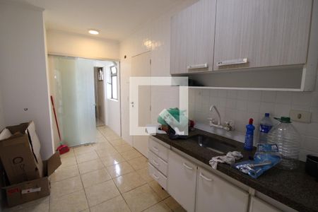 Apartamento à venda com 110m², 3 quartos e 2 vagasCozinha
