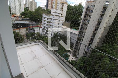 Varanda da Sala de apartamento à venda com 3 quartos, 110m² em Vila Andrade, São Paulo