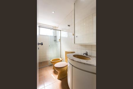 Banheiro de apartamento para alugar com 1 quarto, 52m² em Moema, São Paulo