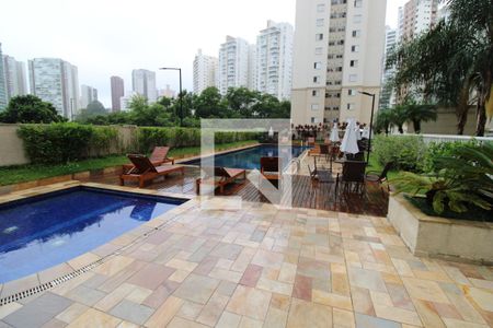 Apartamento à venda com 67m², 3 quartos e 1 vagaÁrea comum - Piscina