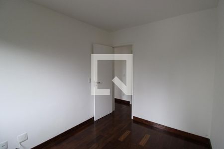 Apartamento à venda com 67m², 3 quartos e 1 vagaQuarto 2