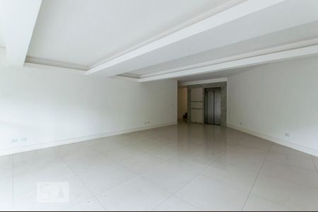 Apartamento à venda com 207m², 4 quartos e 3 vagasEntrada social