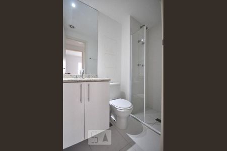 banheiro de apartamento para alugar com 3 quartos, 89m² em Vila Andrade, São Paulo