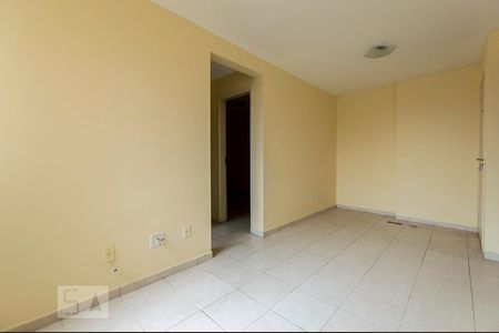 Sala de apartamento à venda com 3 quartos, 60m² em Jardim Leonor, São Paulo