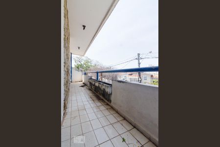 Casa à venda com 323m², 5 quartos e 3 vagas Casa à venda com 323m², 5 quartos e 3 vagasQuarto 3
