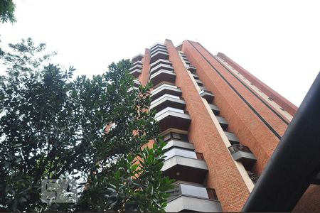 Apartamento para alugar com 35m², 1 quarto e 1 vagaFachada