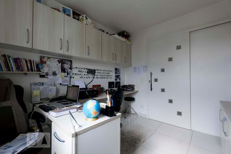 Apartamento à venda com 147m², 4 quartos e 2 vagasQuarto 1 (Home Office)