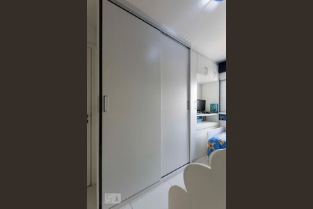 Apartamento à venda com 147m², 4 quartos e 2 vagasQuarto 3 - Suíte (Armários)