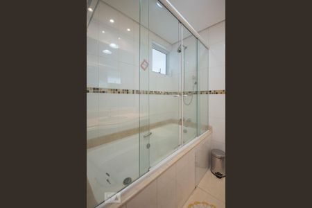 Apartamento à venda com 89m², 2 quartos e 2 vagas Apartamento à venda com 89m², 2 quartos e 2 vagasBanheiro