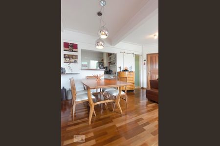 Sala de apartamento para alugar com 2 quartos, 97m² em Vila Romana, São Paulo