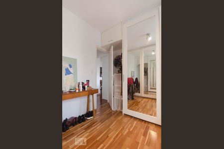 Quarto de apartamento para alugar com 2 quartos, 97m² em Vila Romana, São Paulo
