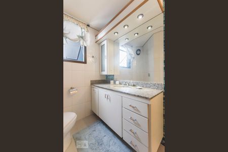 Banheiro Suite de apartamento para alugar com 1 quarto, 75m² em Brooklin Paulista, São Paulo