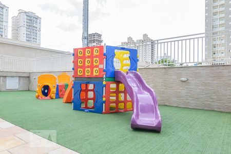 Apartamento à venda com 60m², 2 quartos e 2 vagas Apartamento à venda com 60m², 2 quartos e 2 vagasPlayground