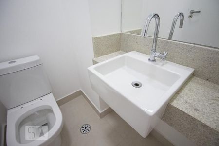 Lavabo de apartamento para alugar com 1 quarto, 40m² em Vila do Encontro, São Paulo