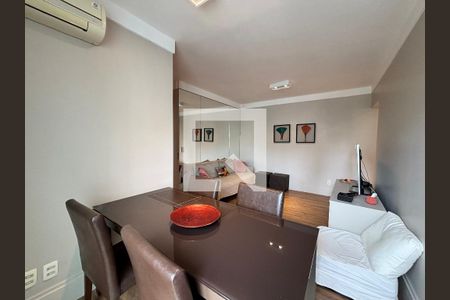 Sala de apartamento para alugar com 2 quartos, 69m² em Vila Olímpia, São Paulo