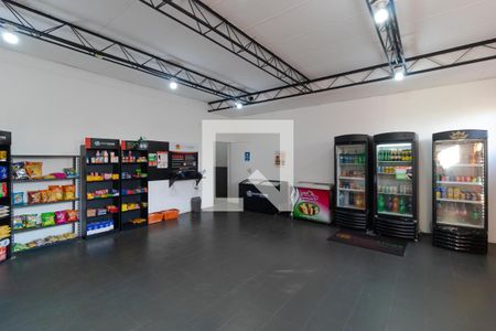 Apartamento para alugar com 64m², 2 quartos e 1 vaga Apartamento para alugar com 64m², 2 quartos e 1 vagaÁrea comum - Mini Mercado