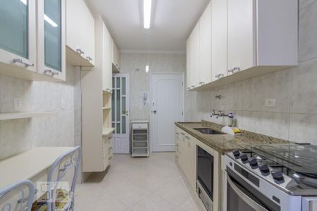Apartamento para alugar com 112m², 2 quartos e 1 vagaCozinha