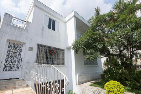 Casa à venda com 280m², 4 quartos e 2 vagasFachada