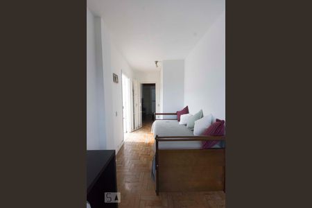 Casa à venda com 280m², 4 quartos e 2 vagasQuarto 1 Andar superior