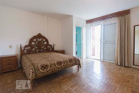 Casa à venda com 280m², 4 quartos e 2 vagasSuíte