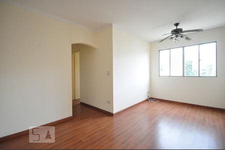 sala de apartamento para alugar com 2 quartos, 72m² em Vila Andrade, São Paulo