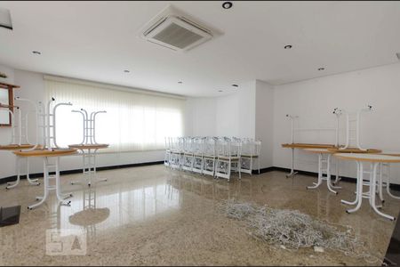 Apartamento à venda com 60m², 2 quartos e 1 vagaSalão de festa