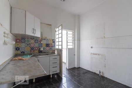 Apartamento à venda com 105m², 2 quartos e sem vaga Apartamento à venda com 105m², 2 quartos e sem vagaCozinha