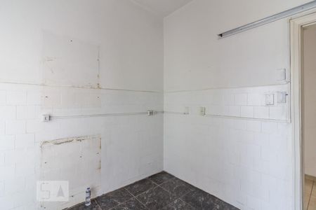 Apartamento à venda com 105m², 2 quartos e sem vaga Apartamento à venda com 105m², 2 quartos e sem vagaCozinha