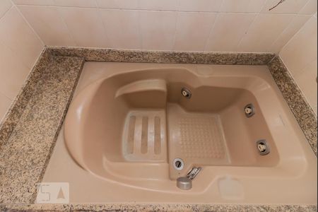 Apartamento à venda com 120m², 3 quartos e 2 vagasSuíte 2