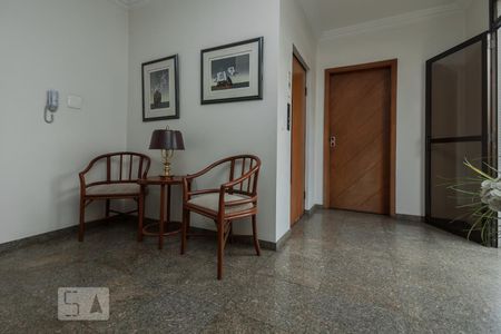 Apartamento à venda com 120m², 3 quartos e 2 vagasHall