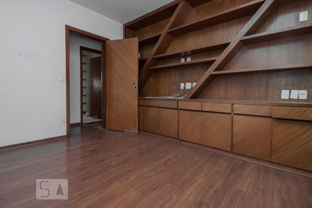 Apartamento à venda com 120m², 3 quartos e 2 vagasQuarto 3