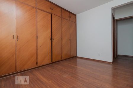 Apartamento à venda com 120m², 3 quartos e 2 vagasQuarto suíte 1