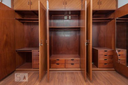 Apartamento à venda com 120m², 3 quartos e 2 vagasQuarto suíte 1