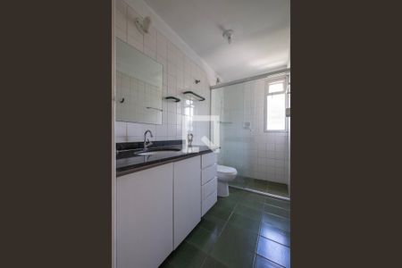 Banheiro de apartamento para alugar com 1 quarto, 60m² em Pinheiros, São Paulo