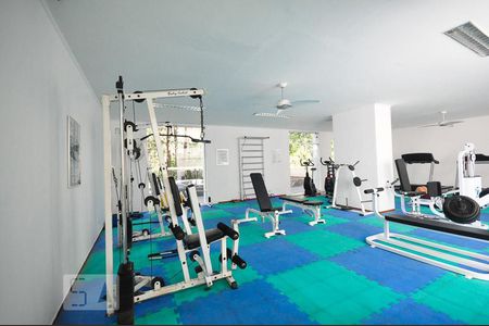 Apartamento à venda com 200m², 3 quartos e 2 vagasacademia