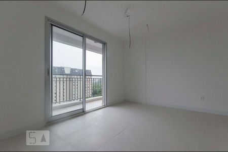Quarto / sala de kitnet/studio à venda com 1 quarto, 32m² em Santana, São Paulo