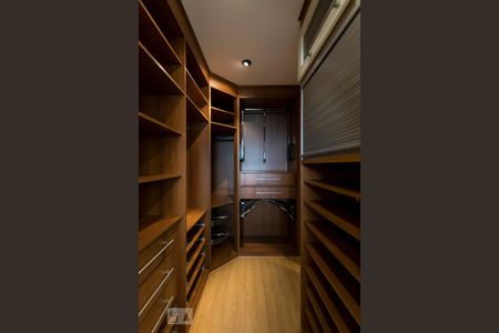 Apartamento para alugar com 165m², 3 quartos e 3 vagasQuarto 2 - Suíte/ Closet