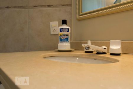 Apartamento para alugar com 165m², 3 quartos e 3 vagasQuarto 3 - Suíte/ Banheiro (Torneira)