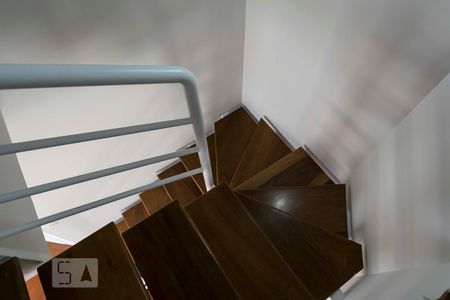 Apartamento à venda com 202m², 4 quartos e 3 vagasEscadas