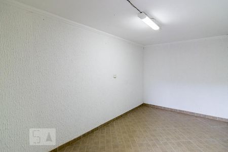Casa à venda com 220m², 4 quartos e 2 vagas Casa à venda com 220m², 4 quartos e 2 vagasÁrea Fechada Churrasqueira