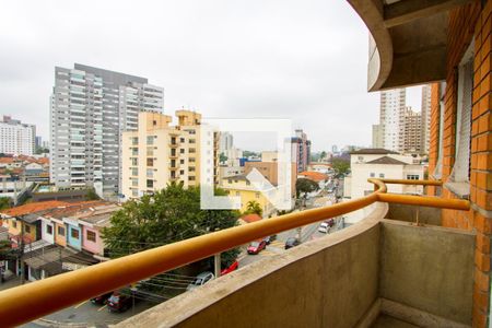 Apartamento à venda com 136m², 4 quartos e 3 vagasVaranda