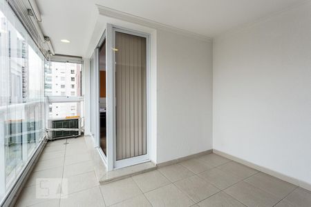 Varanda de kitnet/studio para alugar com 1 quarto, 44m² em Vila Olímpia, São Paulo