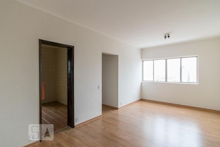 Sala de apartamento para alugar com 2 quartos, 70m² em Baeta Neves, São Bernardo do Campo