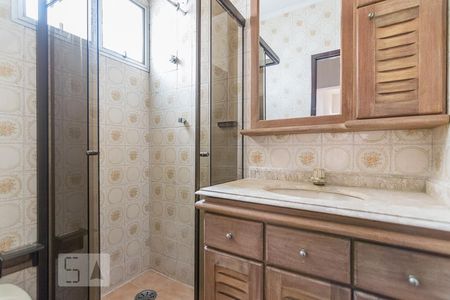 Banheiro de apartamento para alugar com 2 quartos, 70m² em Baeta Neves, São Bernardo do Campo